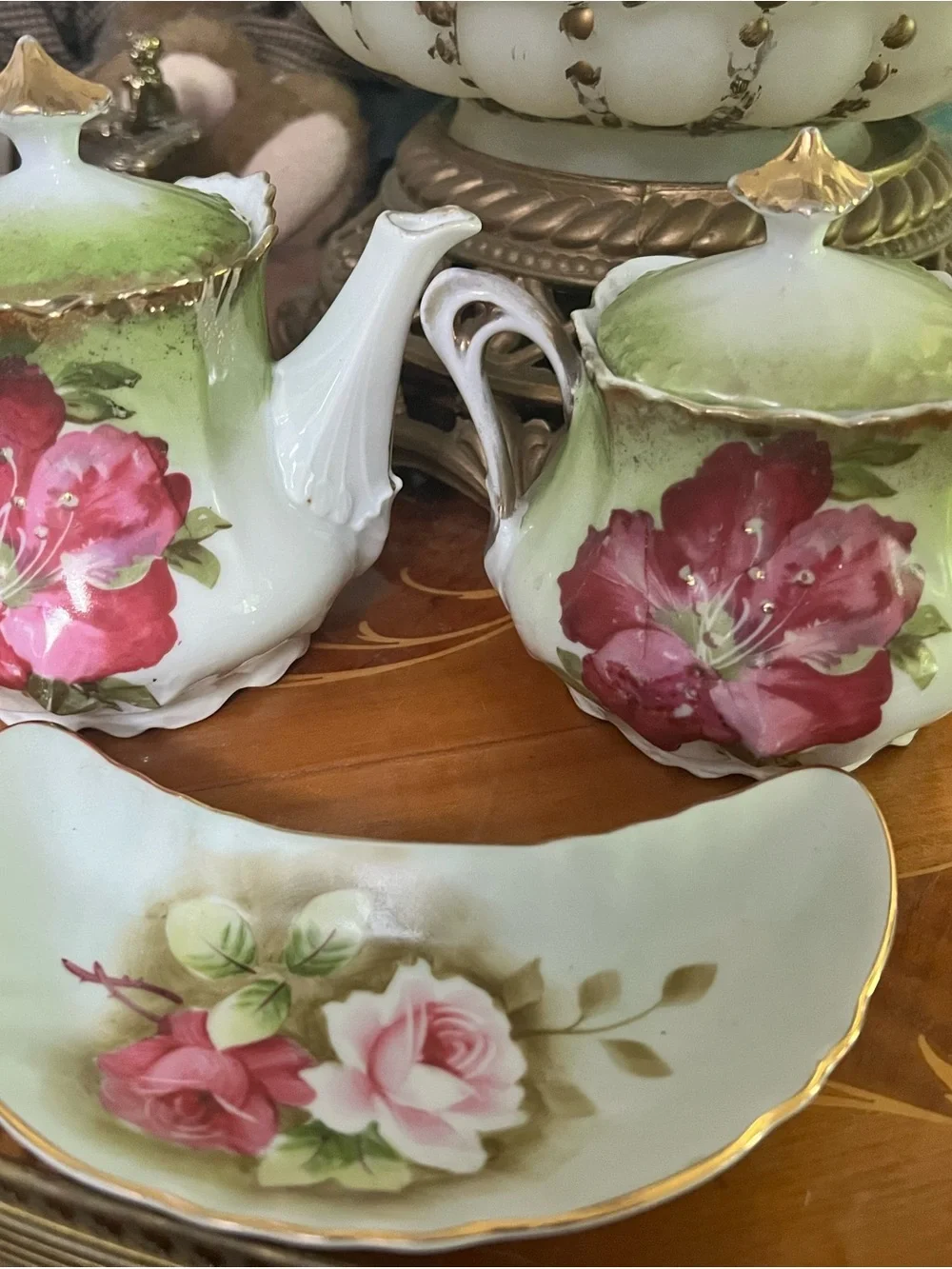 N/A elegant porcelain
